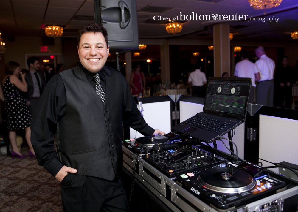 Hudson Valley Wedding DJ Bri Swatek Christo's Cheryl Bolton-Reuter Photography